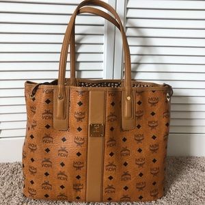 MCM Medium Liz Reversible Tote